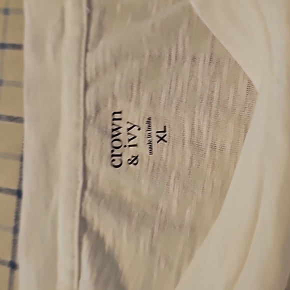 NWT Crown & Ivy Ladies Top - Picture 6 of 6